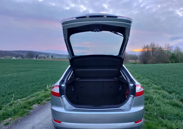 Ford Mondeo cena 21900 przebieg: 262000, rok produkcji 2007 z Czyżew małe 326
